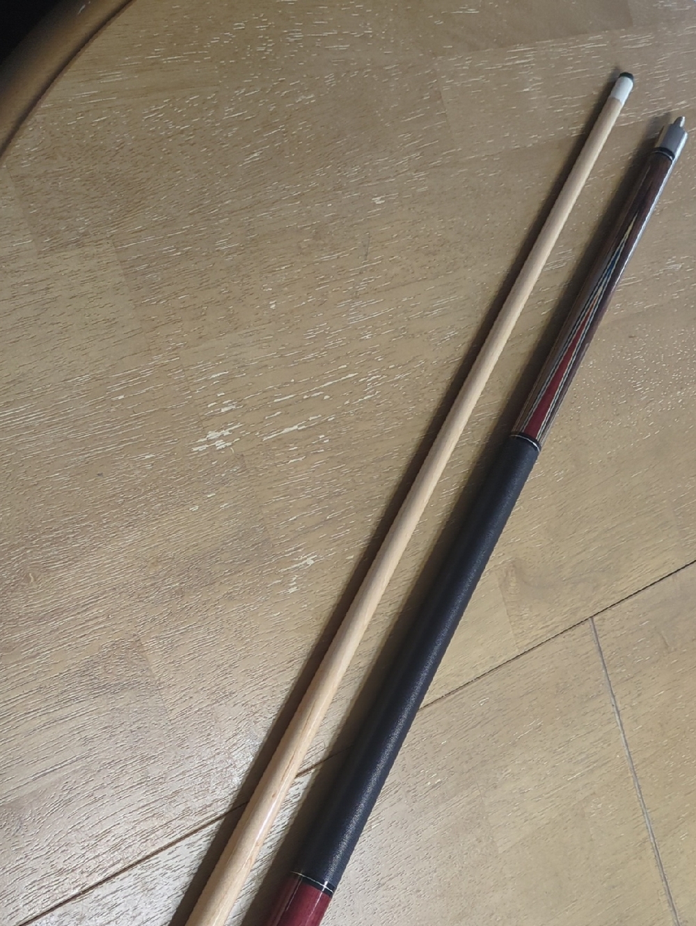 Two-Piece Pool Cue - Natural Wood & Burgundy